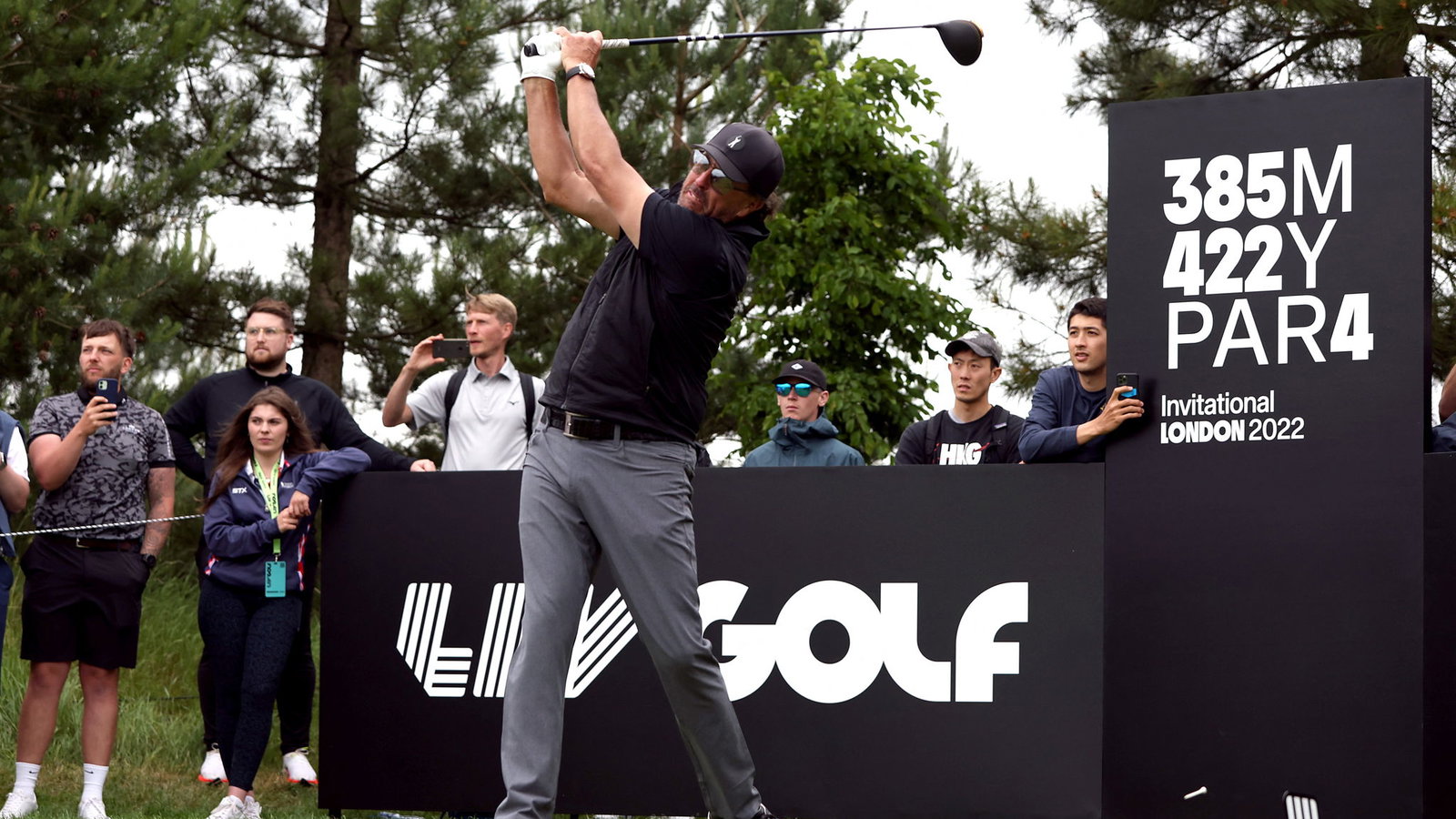 Phil Mickelson WITHDRAWS from antitrust lawsuit filed against PGA Tour